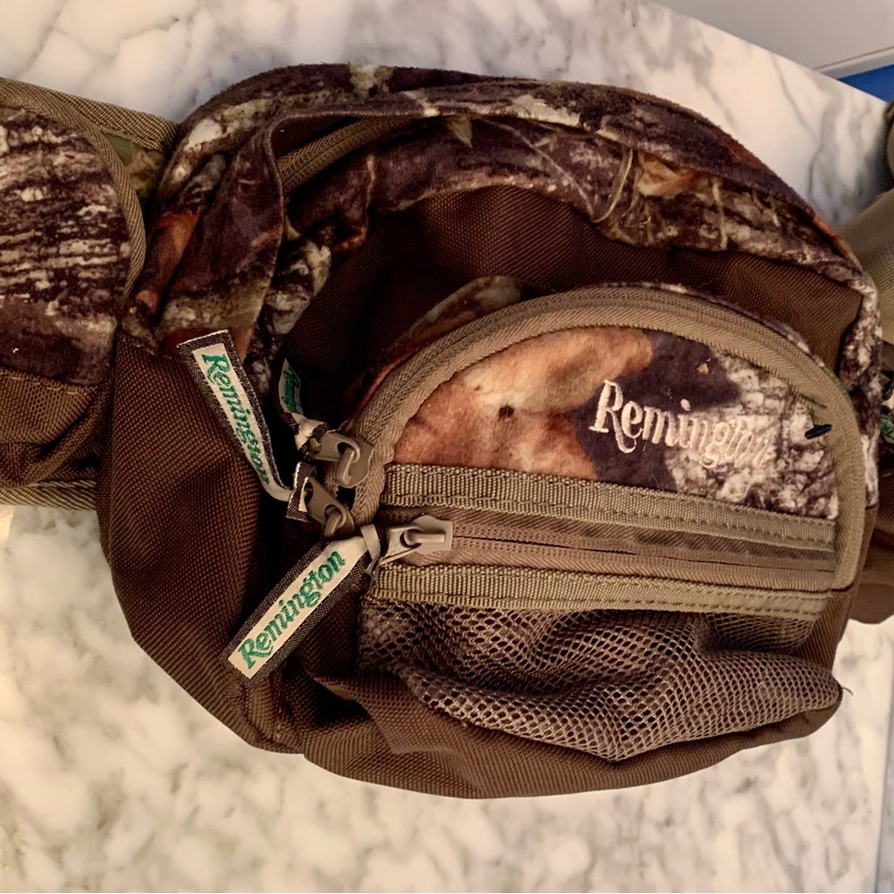 Remington Glenwood Canyon Waist Pack Realtree Hardwoods Camo Fanny Pack System
